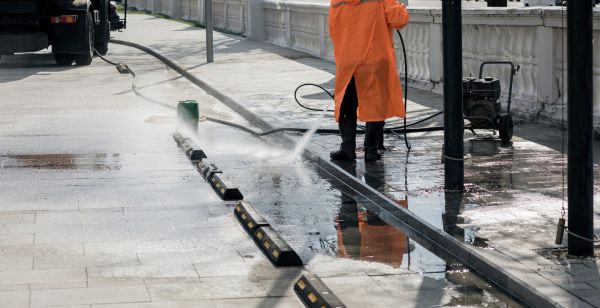 Parking Lot Pressure Washing in Sylvania