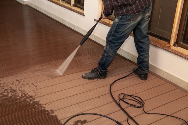 Veranda Cleaning in Sylvania