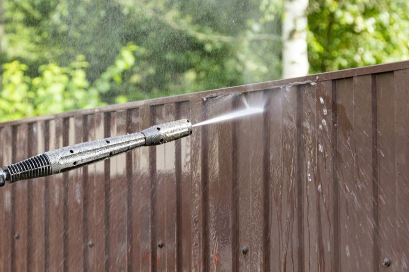 Fence Powerwashing